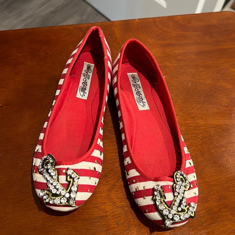 NWOT Nautical themed flats Size 6